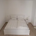 Beautiful - 2br, Wifi, Netflix & Ps4