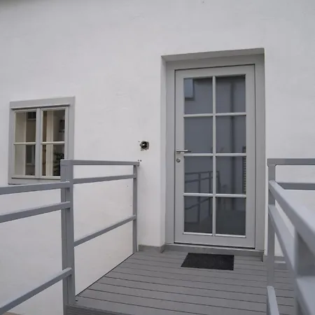 Apartmán Modernes Mit City-flair In Bestlage *