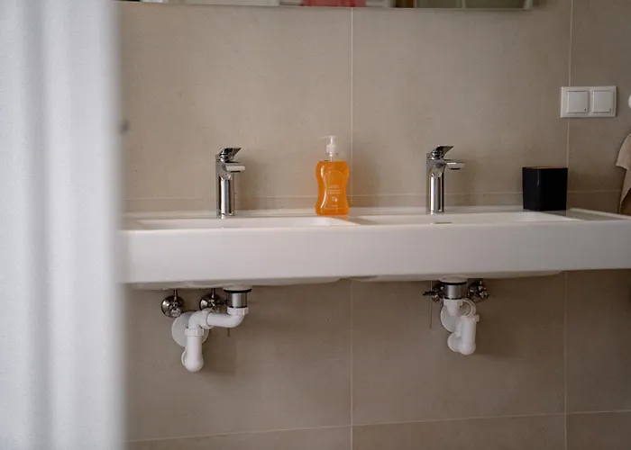 Beautiful - 2br, Wifi, Netflix & Ps4 Lägenhet Klosterneuburg